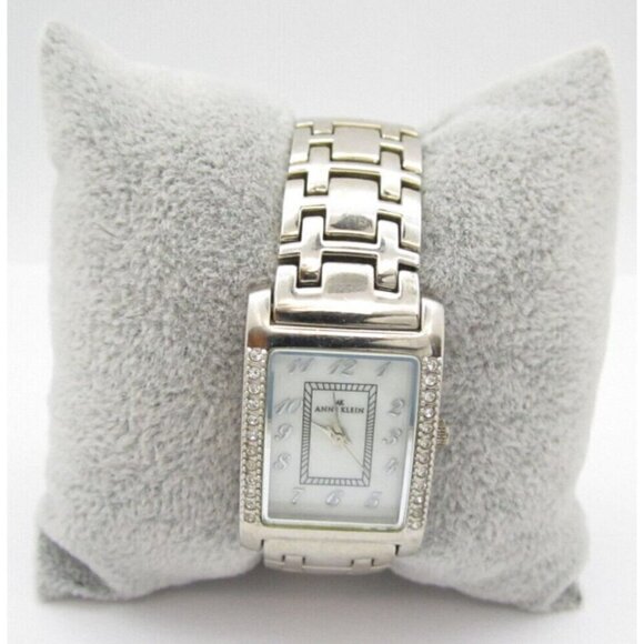 Women Anne Klein Quartz Analog 21mm Dial Tank Style Watch (G677) "New Battery" - Picture 1 of 9